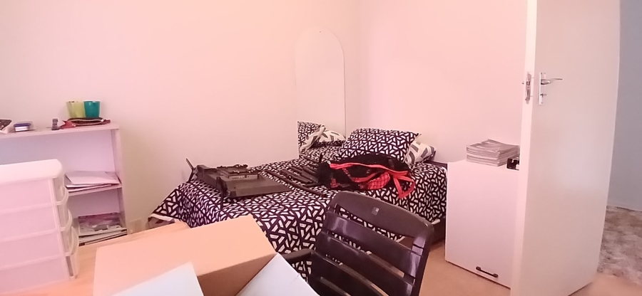 To Let 4 Bedroom Property for Rent in Jordania Free State